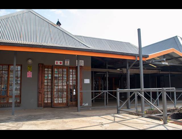 503M² BUSINESS FOR SALE IN HENLEY ON KLIP